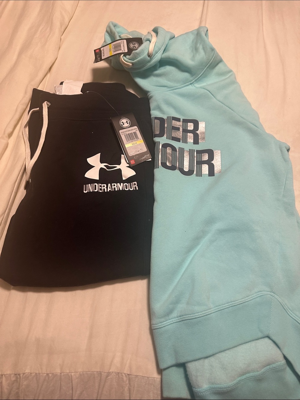 NWT’s Under Armour Bundle Size Medium
